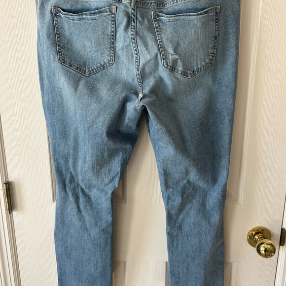 Torrid Denim First At Fit Skinny Blue Jeans Womens Size 14 R Distressed Ripped - Picture 2 of 5